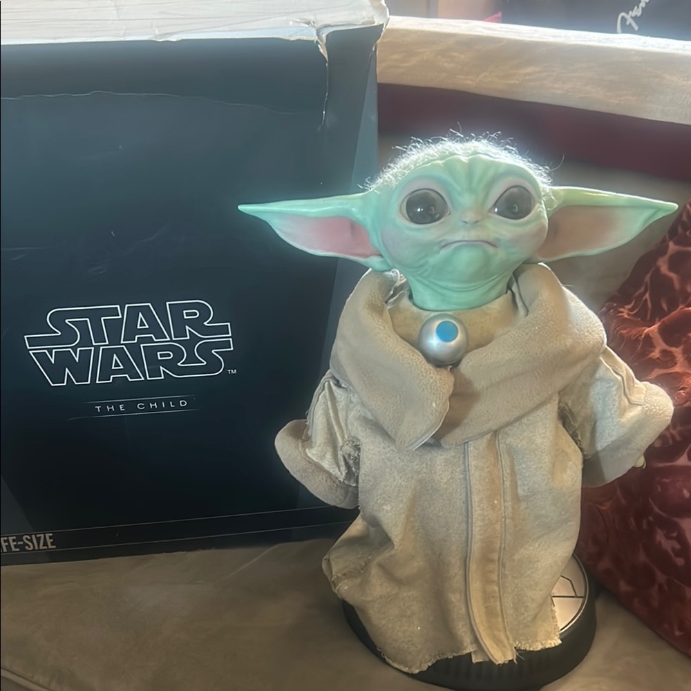Star Wars The Child Figure The Mandalorian 1:1 scale SIDESHOW collectibles